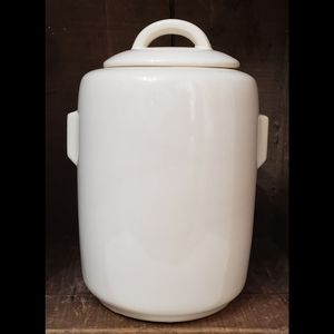 McCoy jar with lid